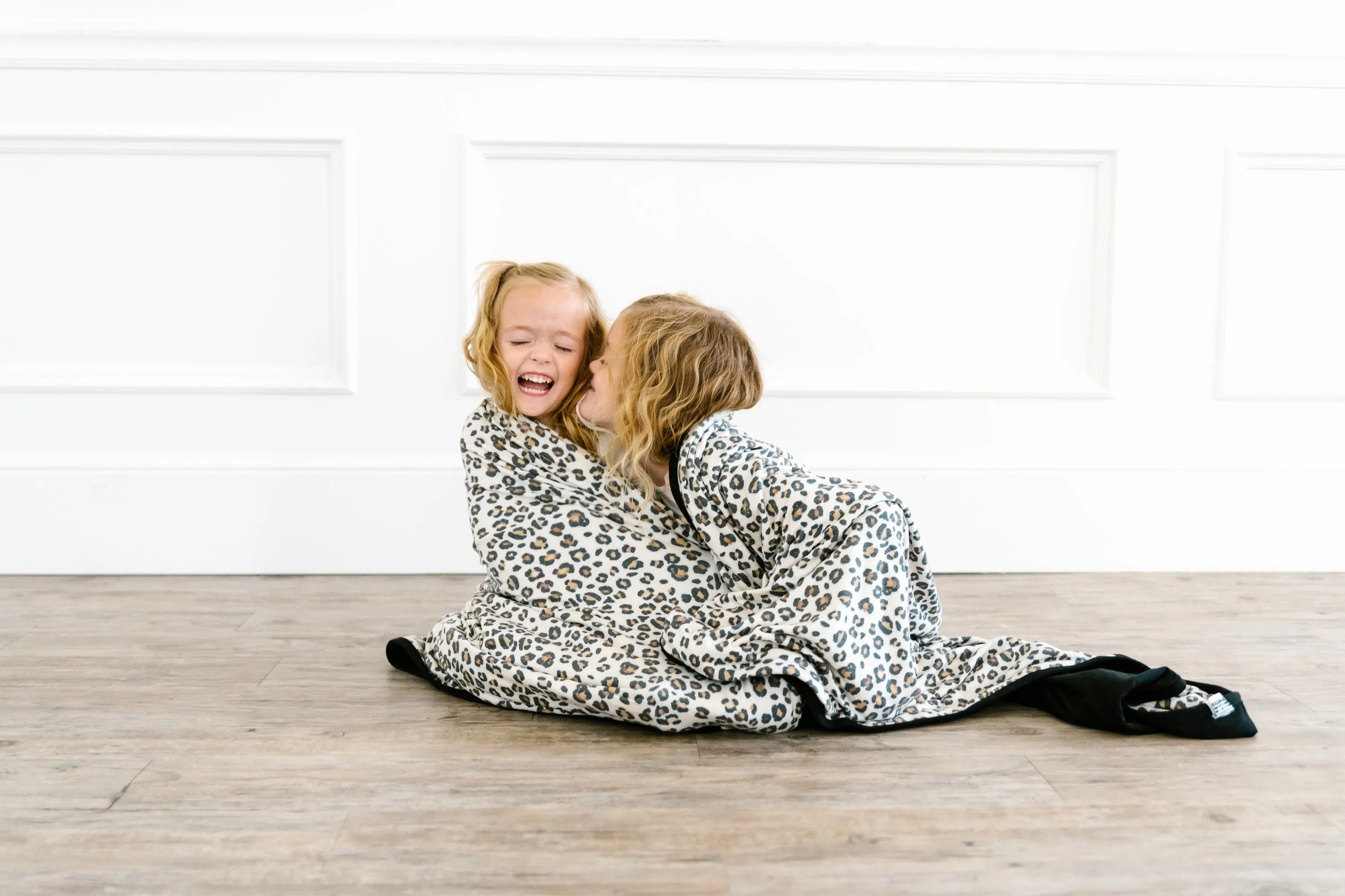 Copper Pearl Three-Layer Jumbo Stretchy Quilt (60"x72") / Zara