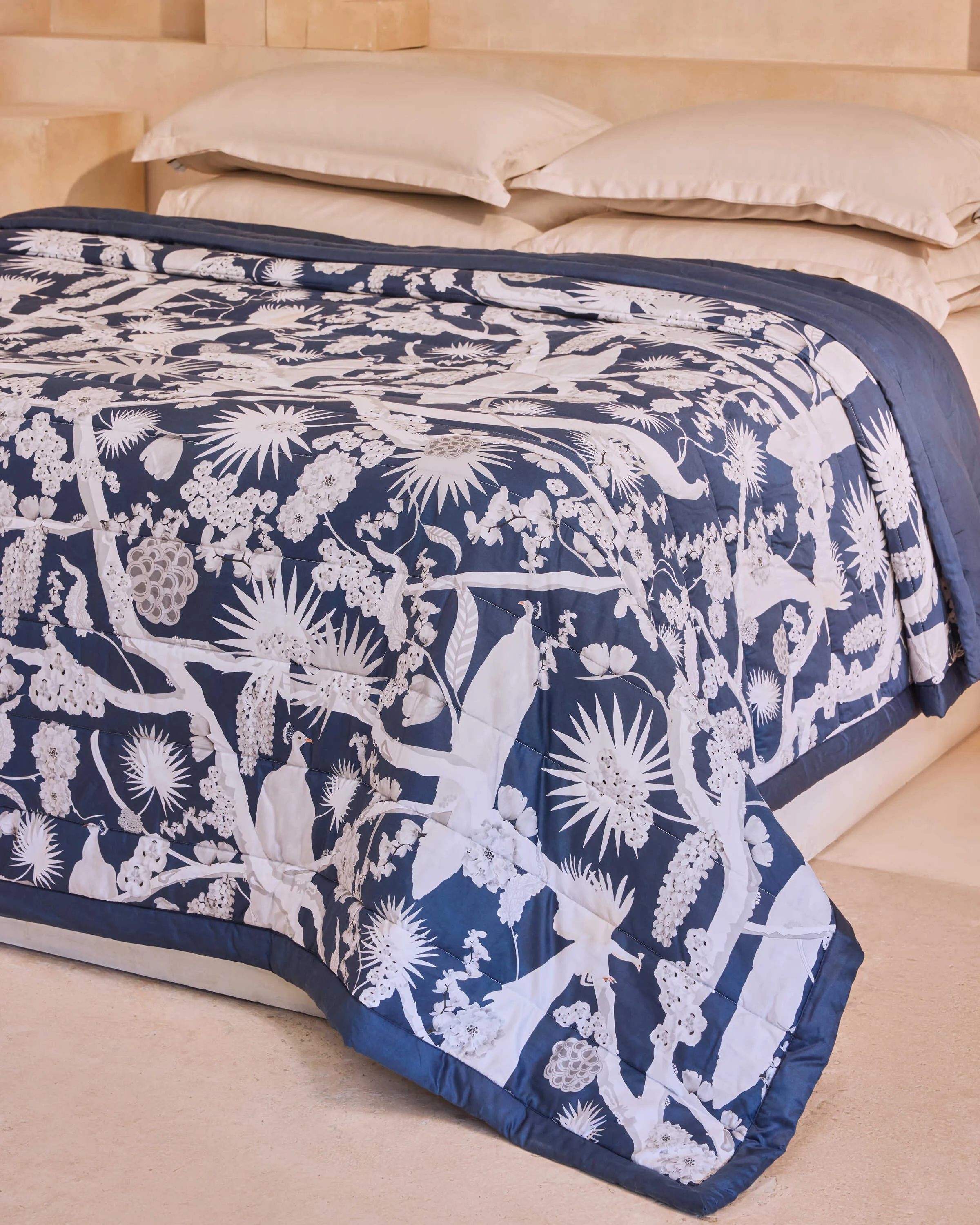 Izu Juno Comforter