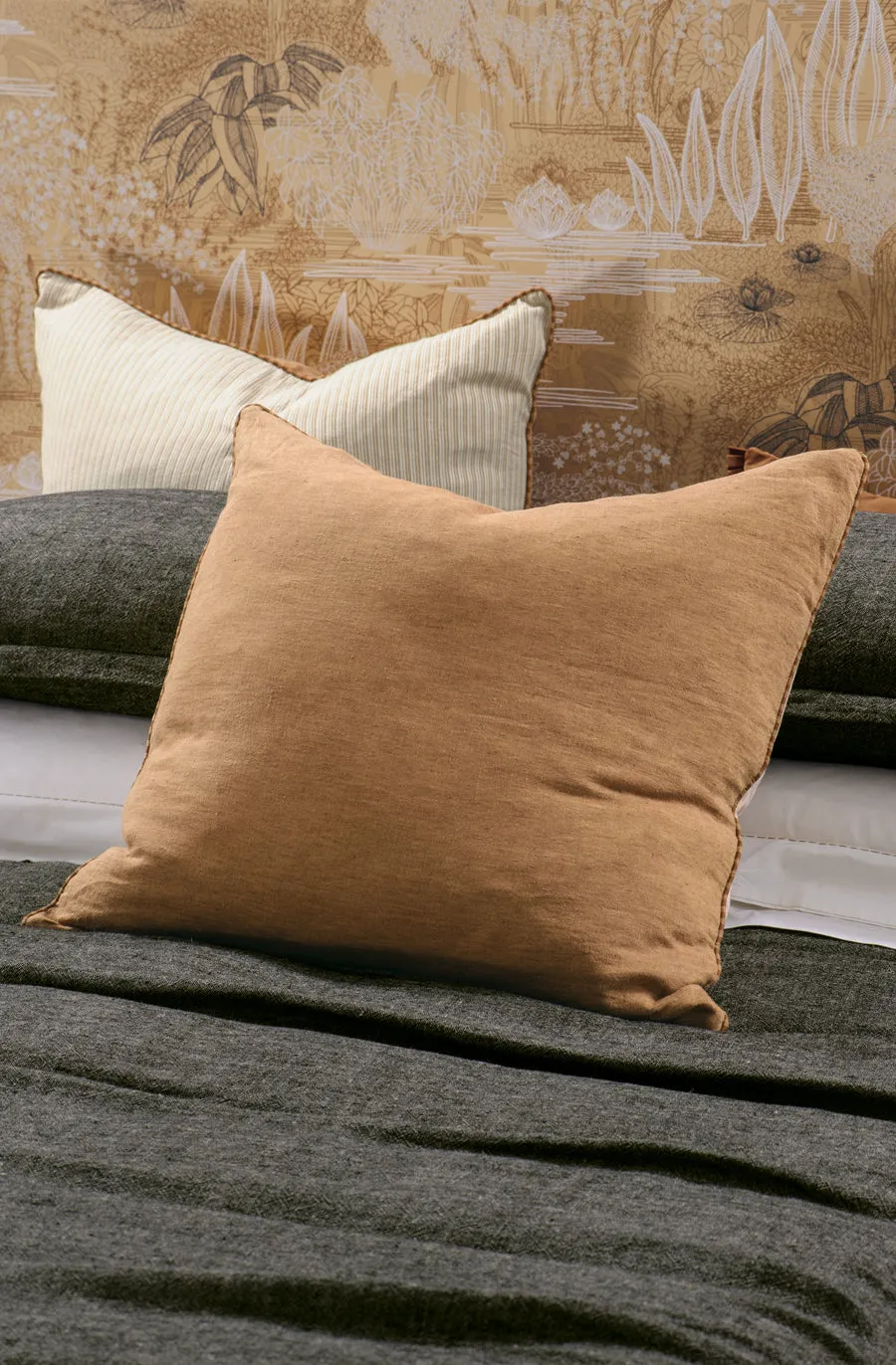 Luchesi Sepia Comforter